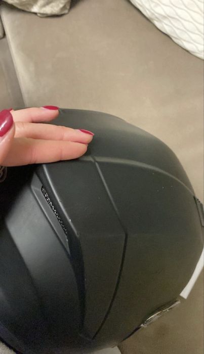 Capacete preto Airoh