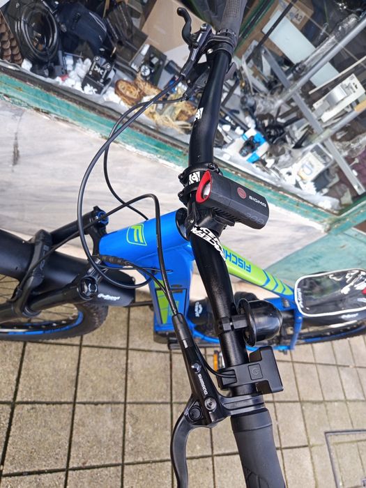 Bicicleta BTT elétrica 29