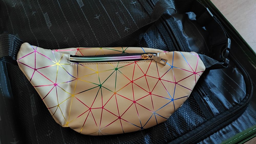 Saszetka,nerka złota