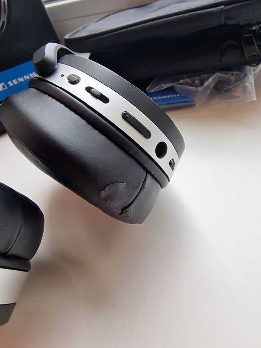 Наушники навушники Sennheiser HD 4.50 BTNC