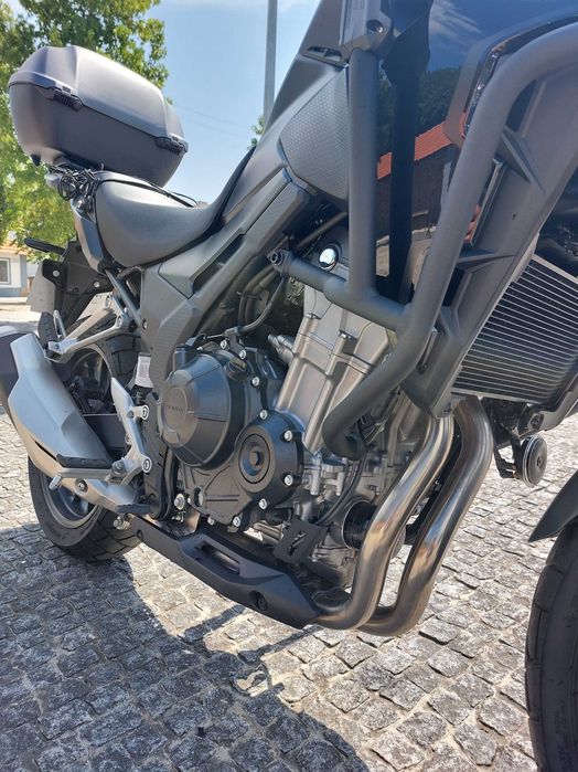 Honda CB500X pouco uso, possibilidade de financiamento