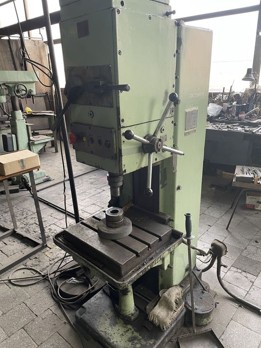 Продам сверлильный станок 2л53 2н125