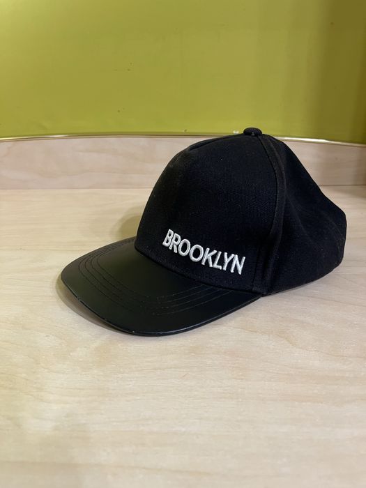 кепка чорна бруклін