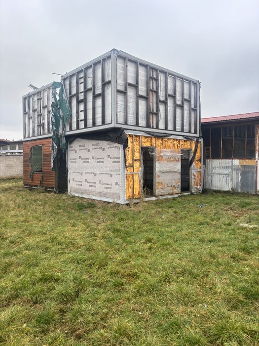 Pawilony/ Kontenery do wykoczenia i malej renowacji