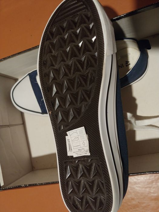 Кеды темно-синие новые 41р.