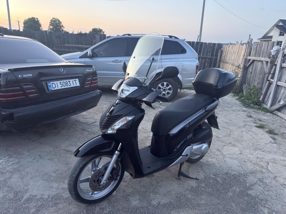 Хонда SH 150   12р  гарний збережений стан