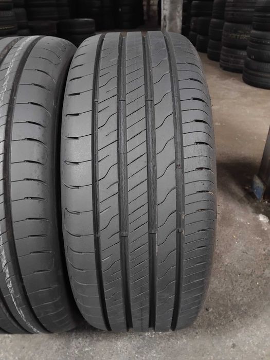 Шини бу 215/50 R17 Goodyear Efficient Grip Perf 2 Пара Літо