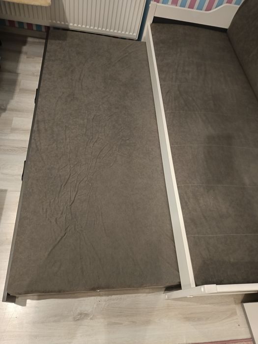 Łóżko młodzieżowe, rozsuwane,