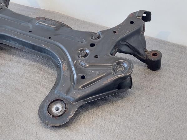 Charriot frente CHEVROLET Aveo Hatchback (T250, T255)