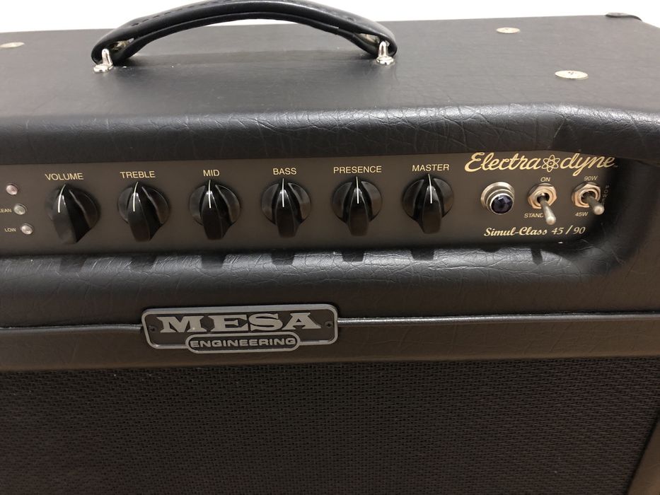 Mesa Amplificador guitarra