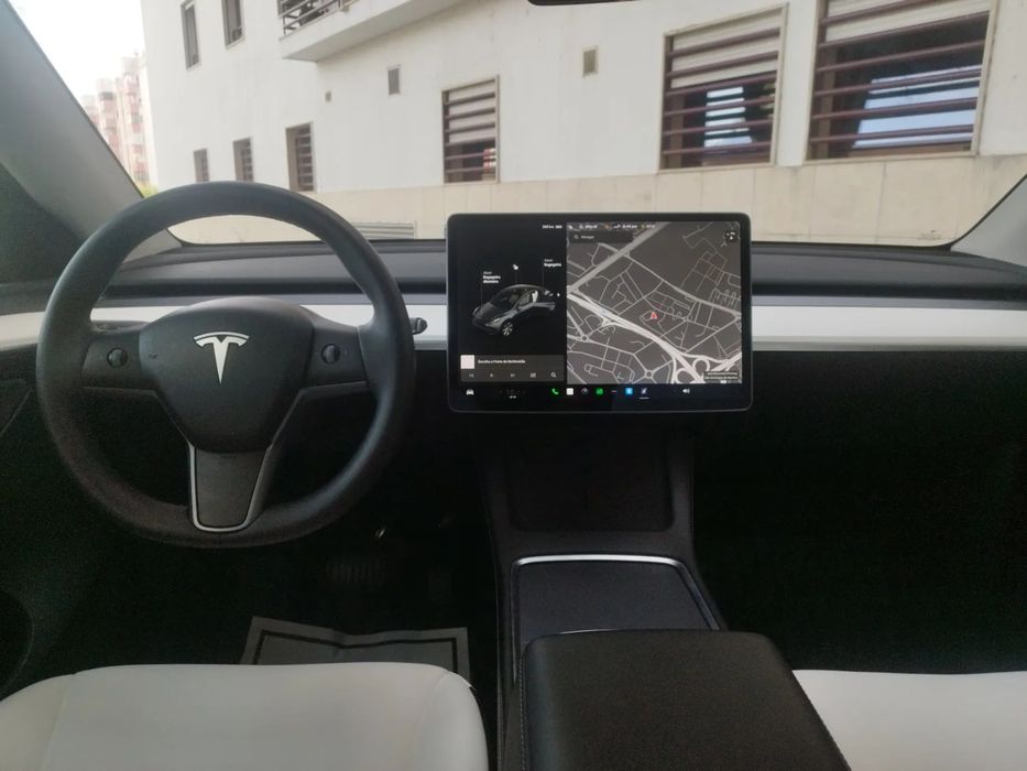 Tesla Model Y Long Range Dual Motor AWD