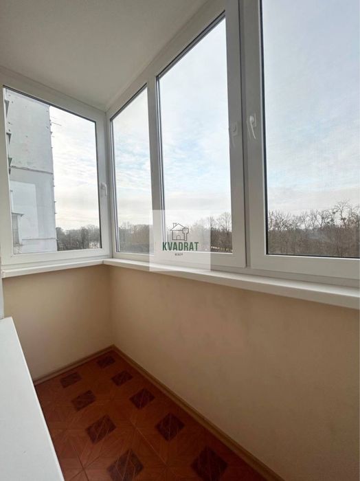 Продам велику 3-х кімнатну квартиру з індивідуальним опаленням