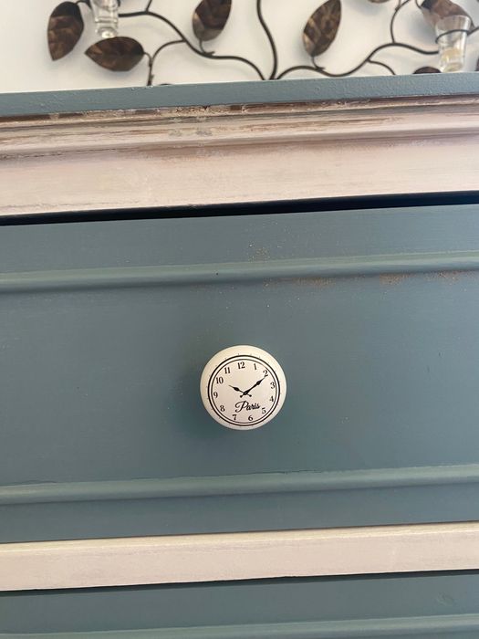 Cómoda grande, bonita, restaurada, madeira maciça, peça única.