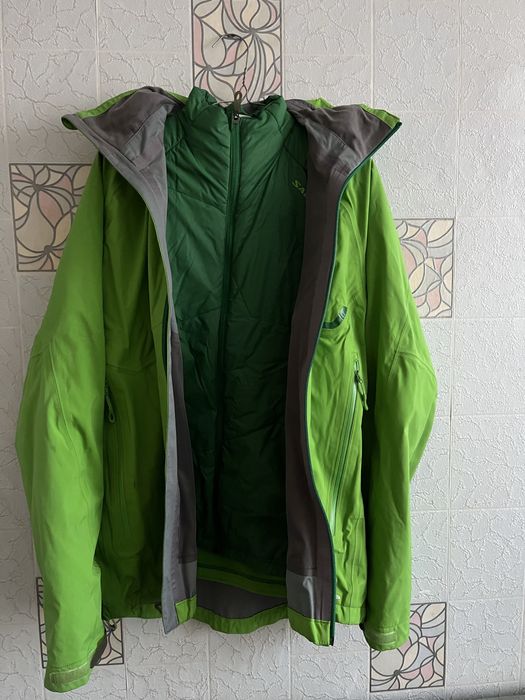 Осінньо зимова куртка від solomon з рідним підкладом