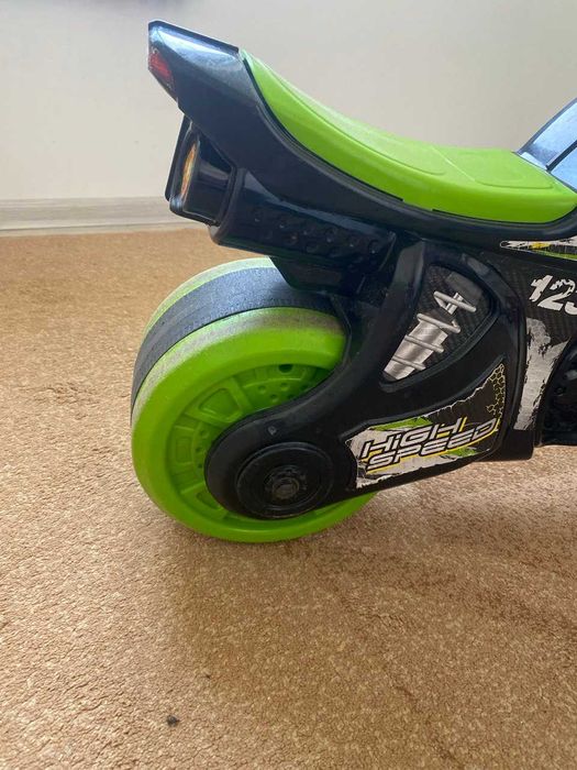 Дитячий мотоцикл