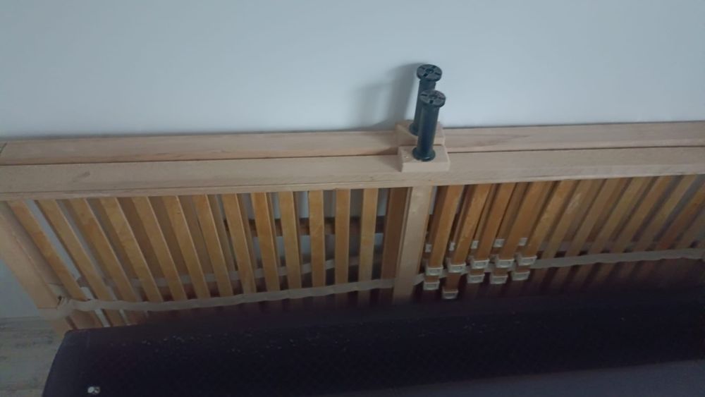 Łóżko sypialniane