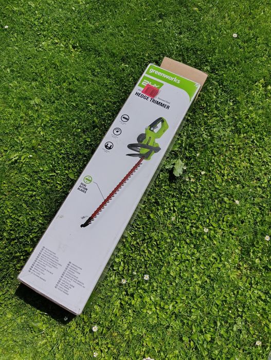 Greenworks GD24HT61 Nożyce do żywopłotu 24V + ładowarka