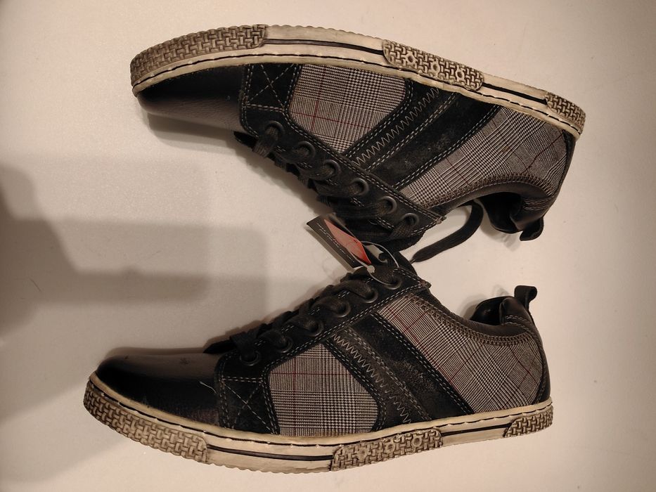 Buty Reserved roz 41