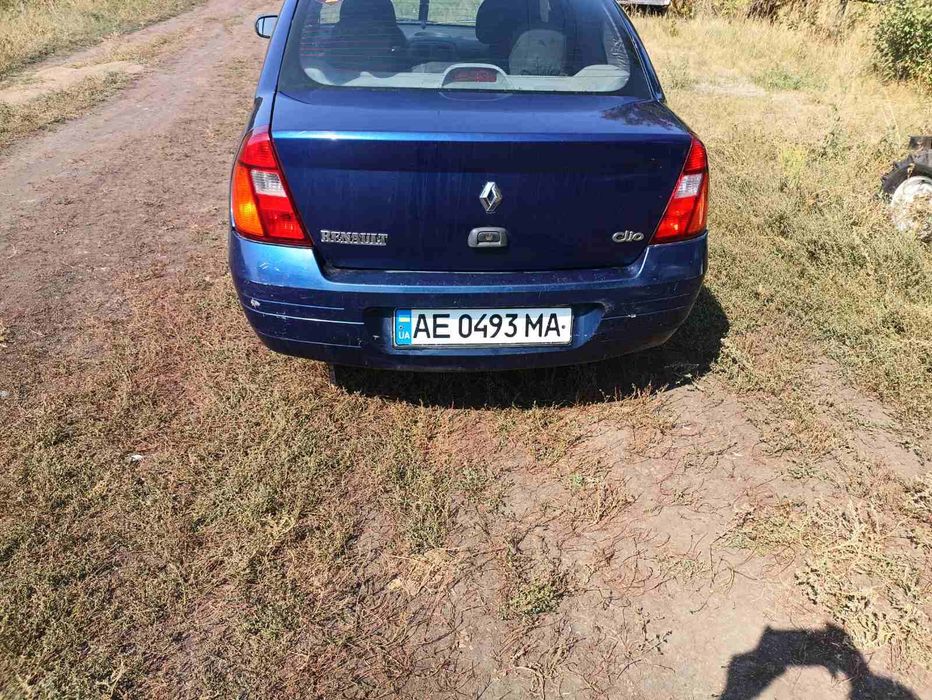 продам рено кліо сімбол2001року