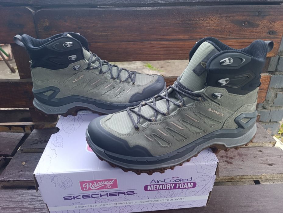 Трекінгові Lowa Innovo GTX Mid р. 46,5(30) та р. 43*5(27,5) нові