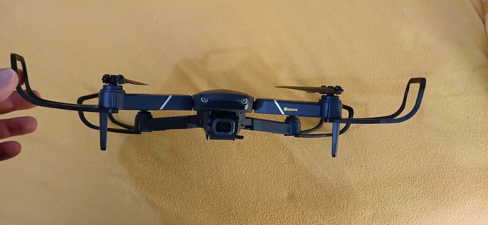Drone Eachine 520 usado, excelente estado, com câmara 4K