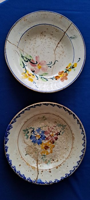 2 Pratos Louça +100Anos (30 cm) (Antiguidades)
