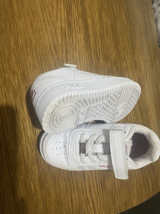 Tenis Fila tam.25