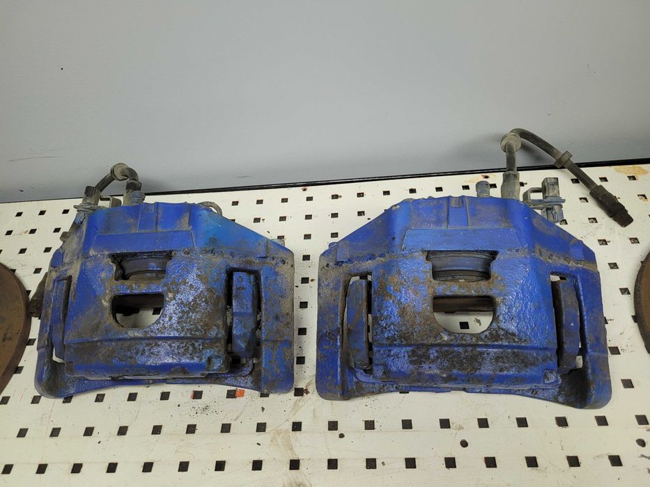 SWAP Hamulców Audi A6 C6 Przód 320mm + Tyl 300 mm Zaciski Tarcze Osłony Jarzmo Klocki