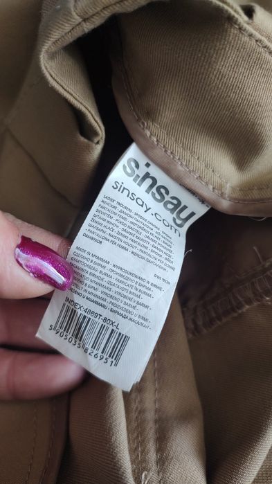 Spodnie cargo z kieszeniami Sinsay L