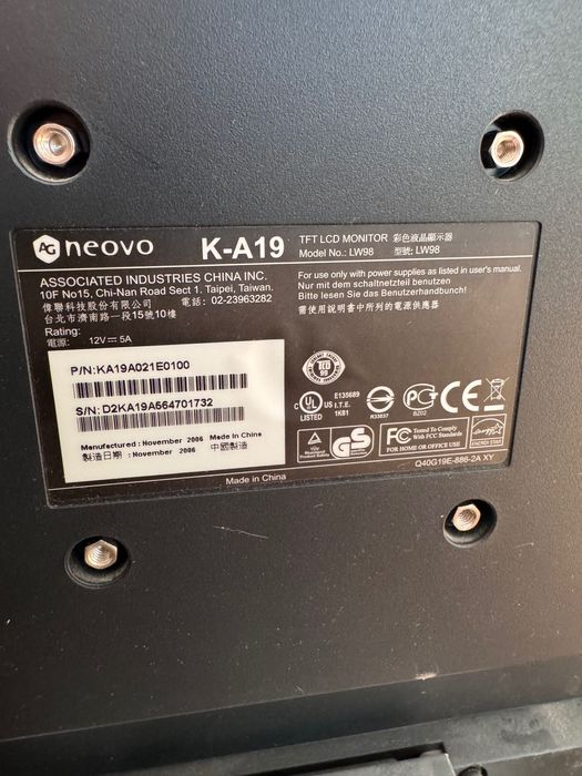 Komputer stacjonarny + monitor / sprawny / bez SSD