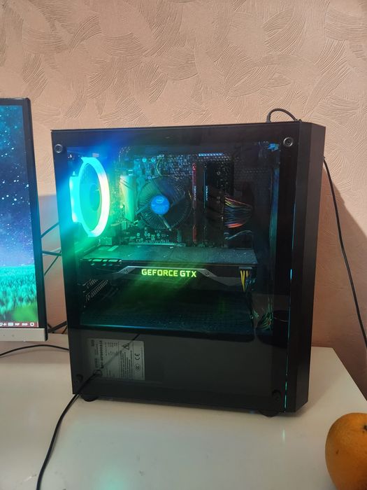 Ігровий комп'ютер системний блок настільний пк