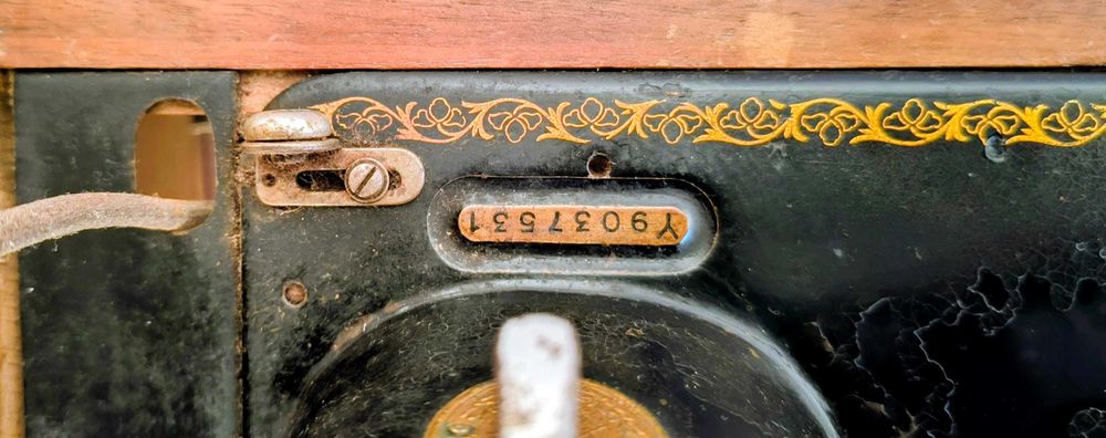 Máquina de Costura Vintage - Singer