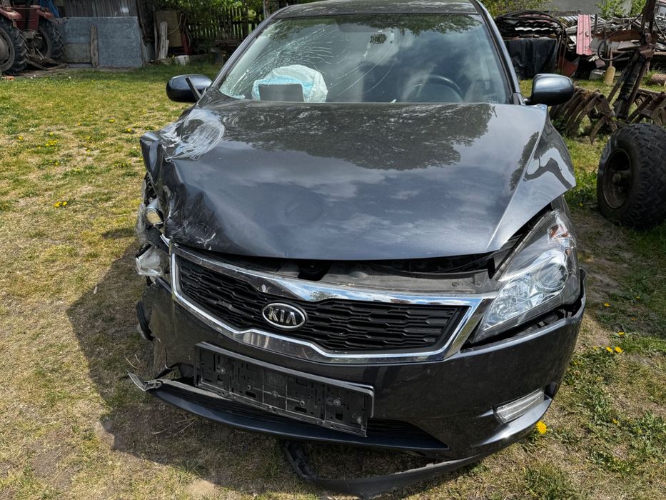 Kia ceed uszkodzona