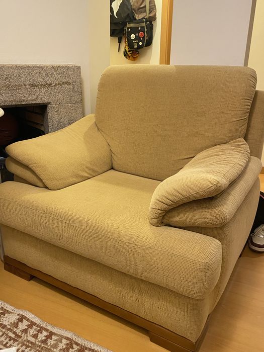 Conjunto Sofá e 2 poltronas