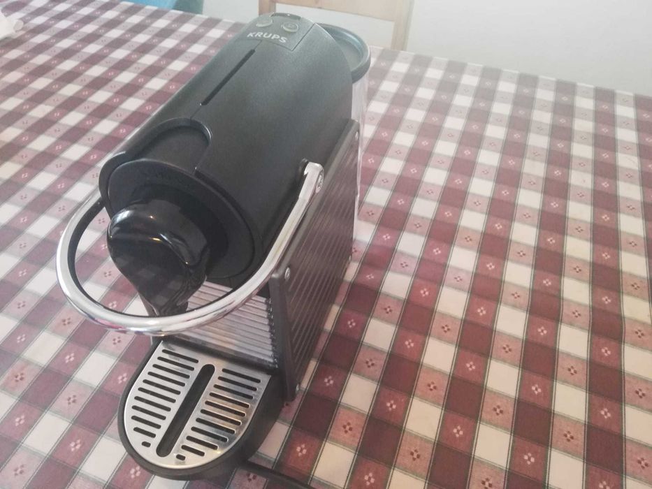 Máquina de café Nespresso Pixie Titan64862707150977123