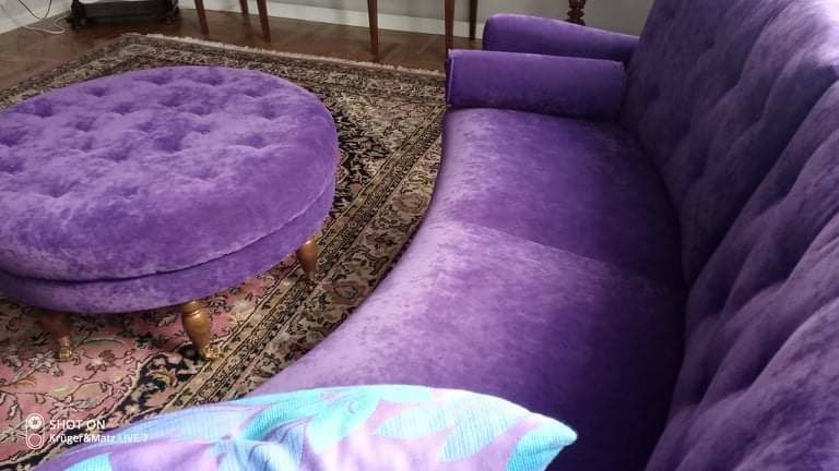 Sofa półokrągła nie rozkładana plus pufa-stolik