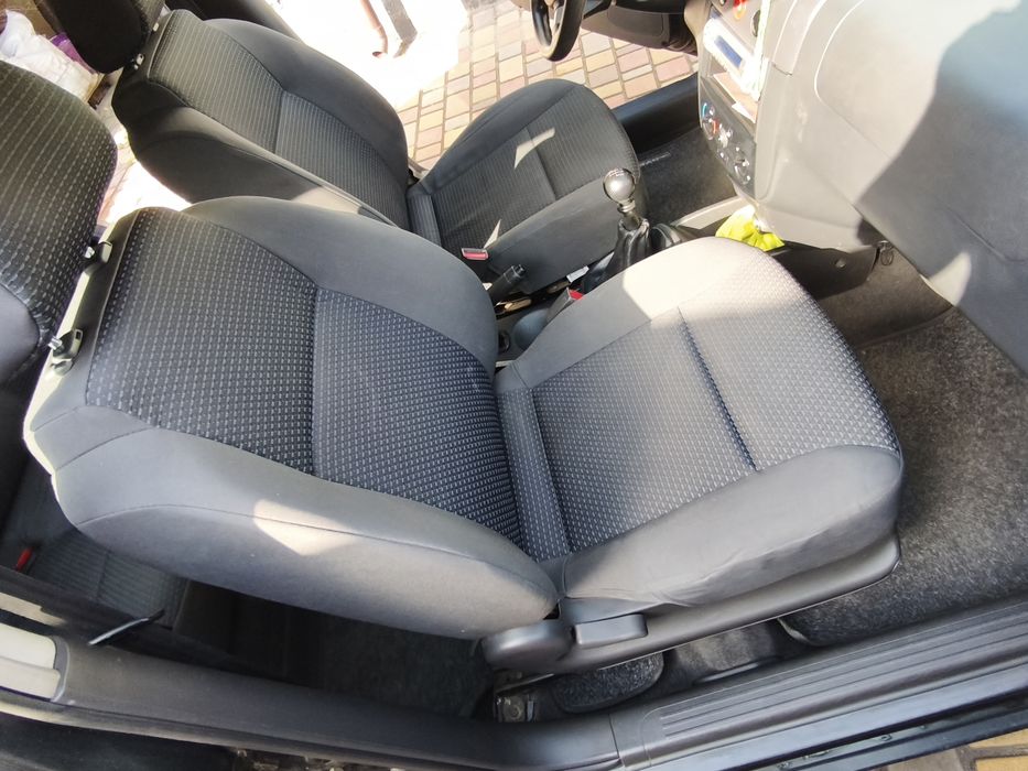 Продам Шевроле Авео 2006 2 комплекта колес