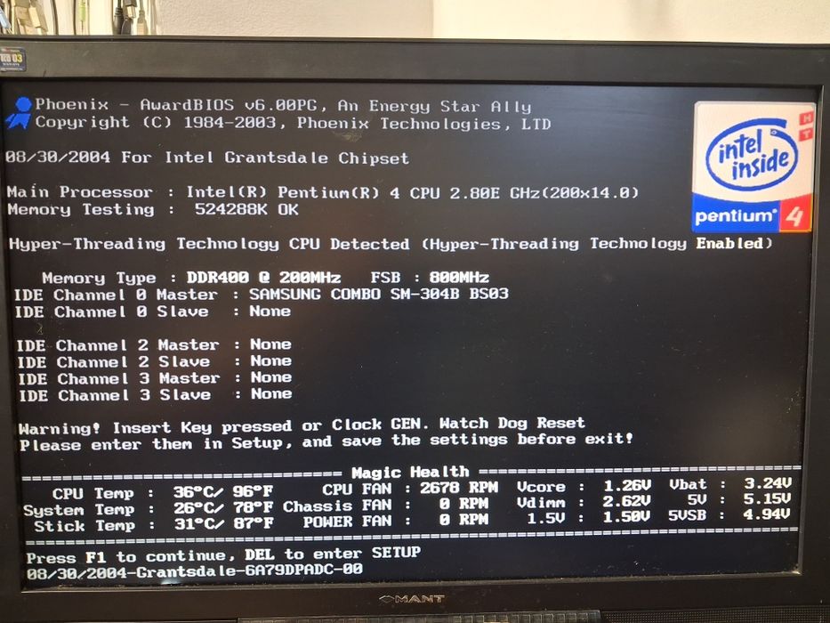Komputer retro Pentium 4 gratis 2 monitory i licencja Windows XP