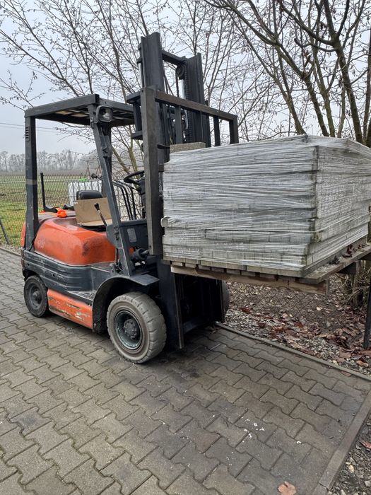 Wózek widłowy Toyota 6FG15 przesów boczny GPW rak