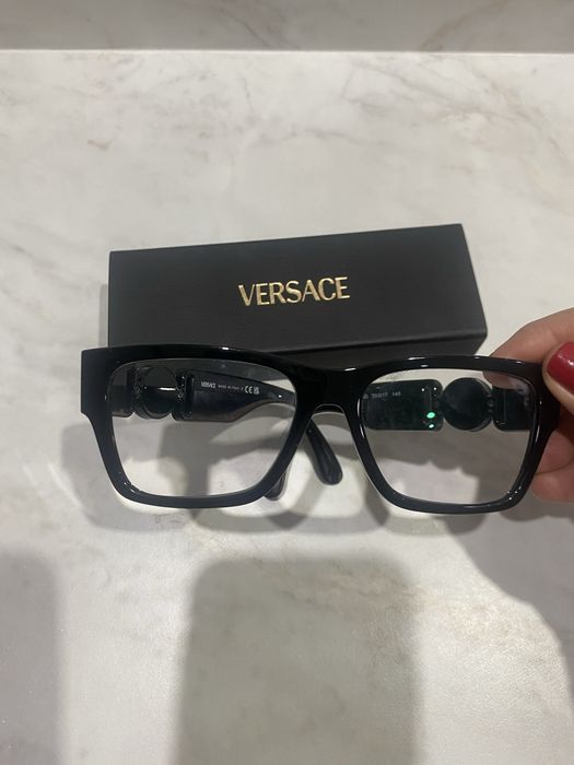 Klasyczne piekne okulary VERSACE