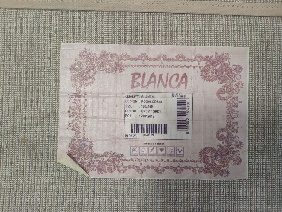 Carepete cinza claro