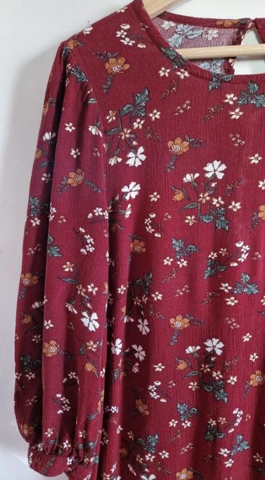 Śliczna "boho"  sukienka z falbaną