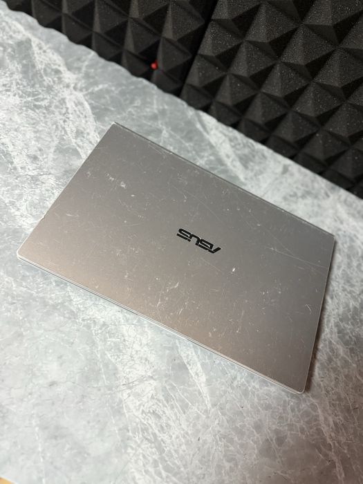 Ігровий Ноутбук ASUS D409D / Ryzen 3 3200U  / AMD Radion / DDR4