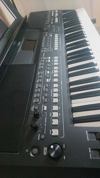 Yamaha psr sx 600