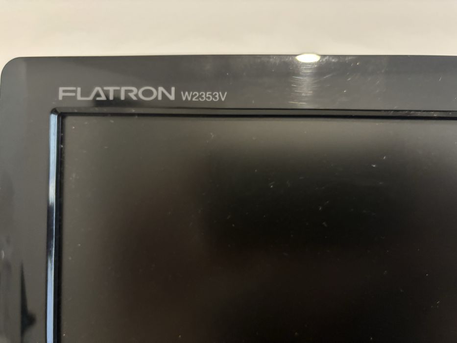 Monitor LG LCD 23-cale