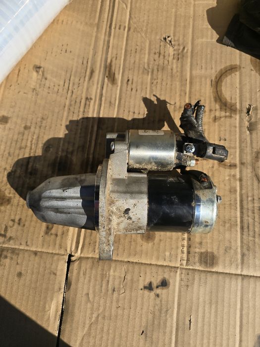 Стартер nissan nissan Primera  X-Trail T30- 2.0 2.5L