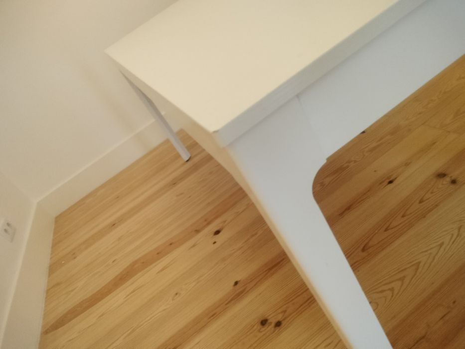 2 Camas IKEA SNIGLAR + Mesa EKEDALEN (6/8 cadeiras) – Bom estado – Pre