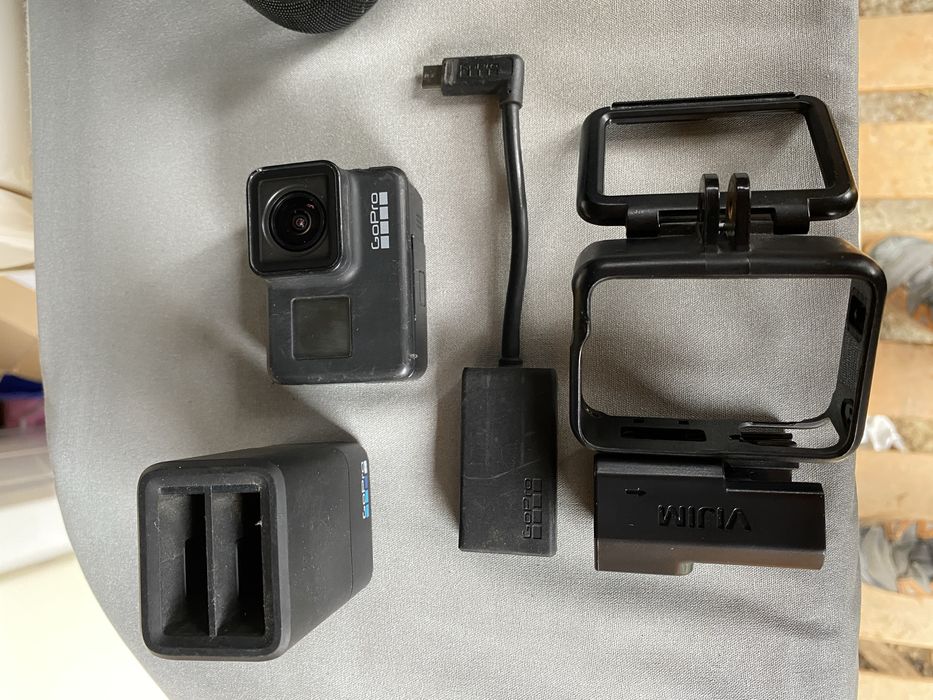 Gopro Hero 7 Black + adapter do mikrofonu + dużo dodatków