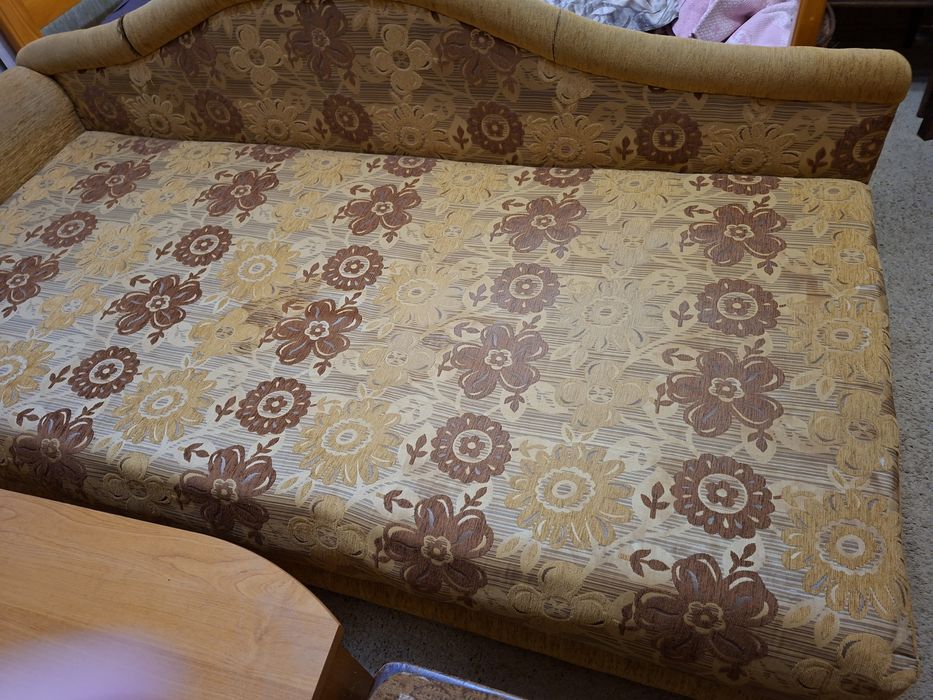 Продам диван-тахта