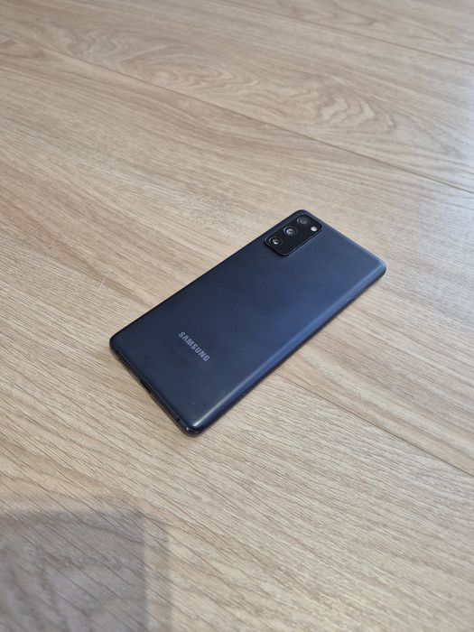 Samsung S20 FE sprzedam